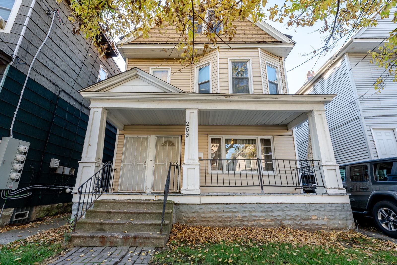 269 Grote St